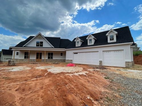 3956 Meadowland Dr, Jefferson, GA 30549-9609