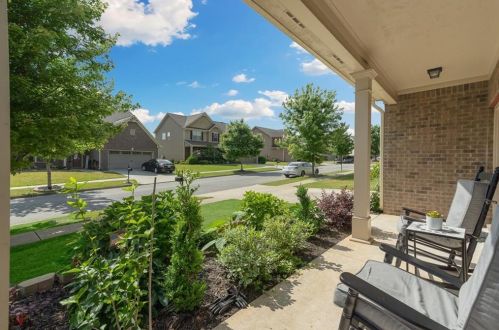 4150 Whitfield Oak Way, Auburn, GA 30011-4219