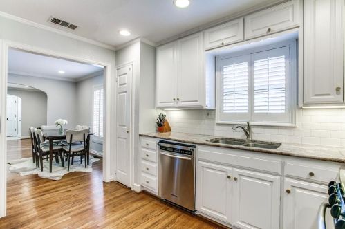 6431 Anita St, Dallas TX  75214-2709 exterior