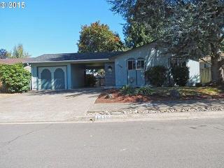 1139 57th St, Springfield, OR 97478-6822