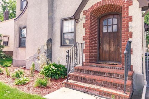 4275 Lakeland Ave, Minneapolis, MN 55422-1219