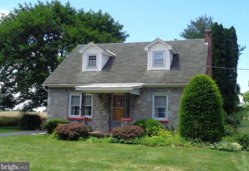 310 Mcallister Church Rd, Carlisle, PA 17015-9577