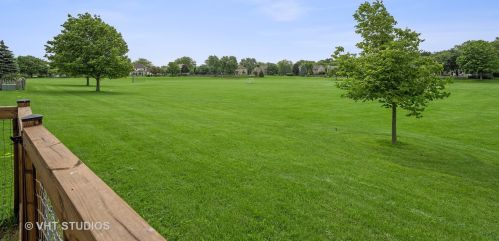 24 Longford Ct, Oswego, IL 60543-8881