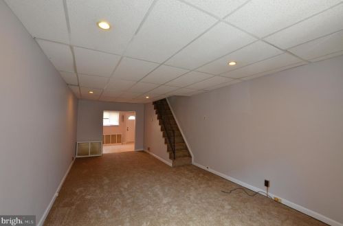 1031 Mercy St, Philadelphia, PA 19148-2330