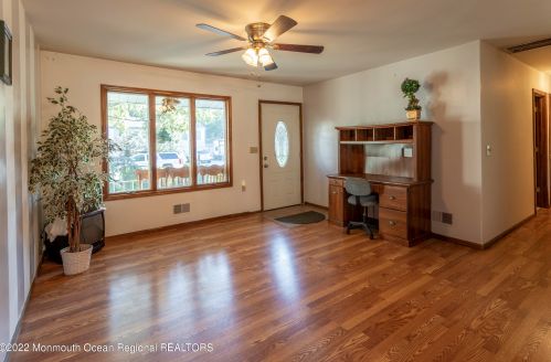 918 Sinclair Ave, Lacey Township, NJ 08734-2034