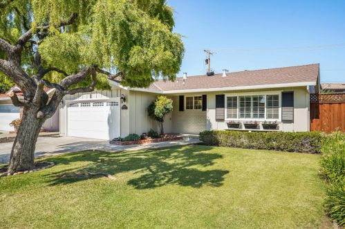 3930 Malvini Dr, San Jose, CA 95118-1735