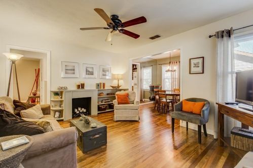 3216 Mccart Ave, Fort Worth TX  76110-3630 exterior