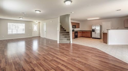 8620 Star Thistle Dr, Fort Worth TX  76179-4387 exterior