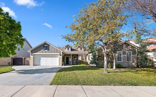 17617 Cedarwood Dr, Riverside, CA 92503-7038