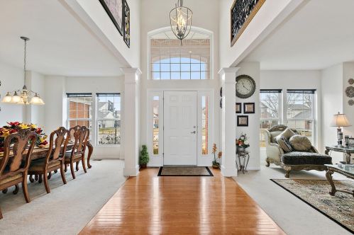 3516 Carlisle Ln, Carpentersville, IL 60110-3468