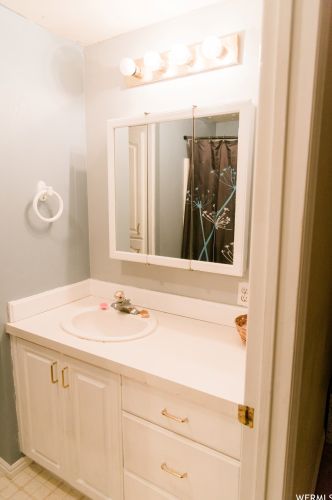 1080 Grandview Dr, Providence UT 84332-9317 exterior