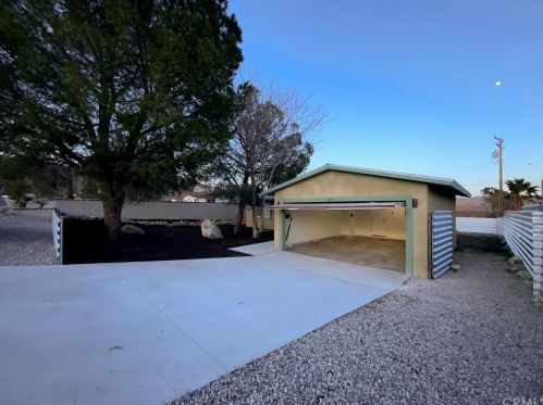 10977 Knobb Ave, Morongo Valley CA  92256-9142 exterior
