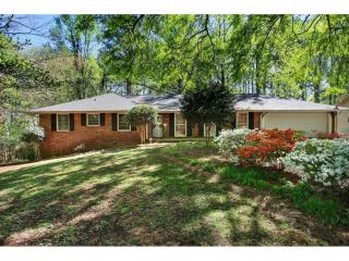195 Alpine Dr, Roswell, GA 30075-3002
