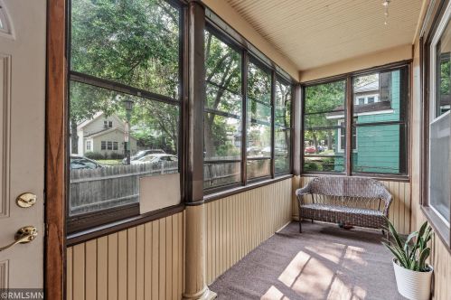 445 Fry St, Saint Paul MN  55104-3706 exterior