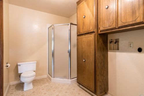 2000 Sanford Rnch Rd, Ukiah CA 95482-5251 exterior