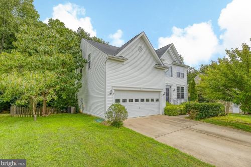 10211 Antietam Ct, Fredericksburg, VA 22408-0802