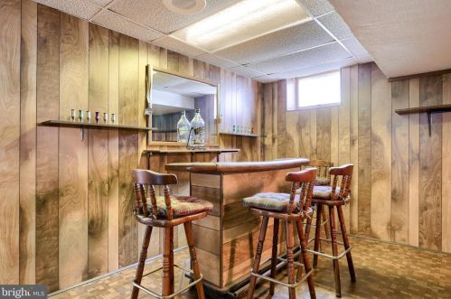 1542 Jefferson Ct, Lancaster PA  17602-1244 exterior