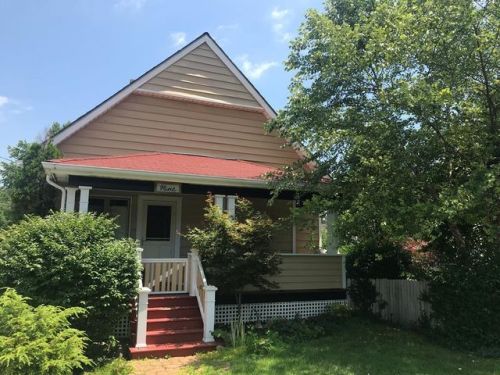 9 Buchanan St, Danville, IL 61832-6313