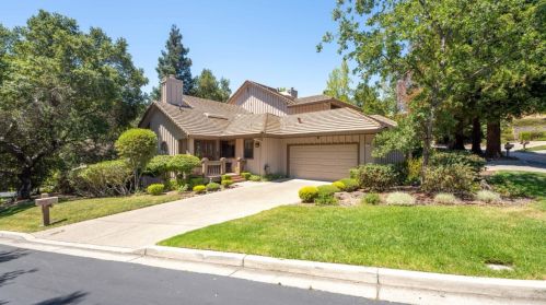 5995 Dry Oak Dr, San Jose, CA 95120-1768