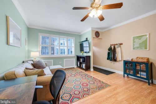 1917 12 St, Philadelphia PA 19148-2209 exterior