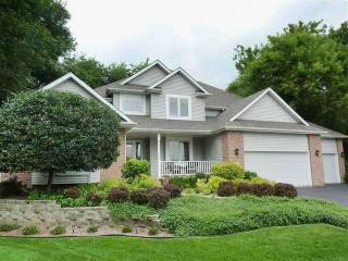 8404 Jamesport Dr, Rockford, IL 61108-7030