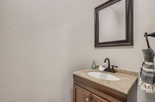 7882 Kittredge Cir, Englewood CO 80112-4644 exterior