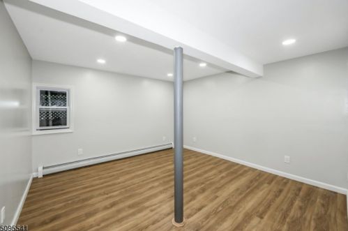 32 Stansfield Pl, Paterson NJ  07508-1672 exterior