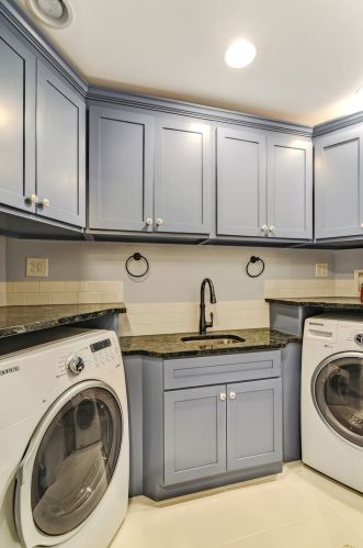 6116 County Line Rd, Willowbrook IL  60527-5719 exterior