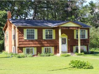 39 Carriage Hl Rd, Brattleboro VT  05301-6191 exterior