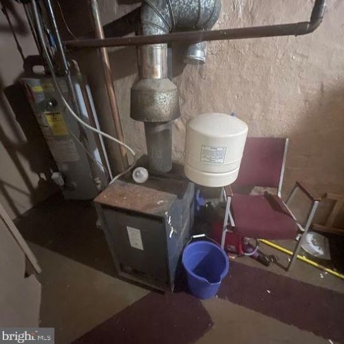 5756 12 St, Philadelphia PA 19141-4111 exterior