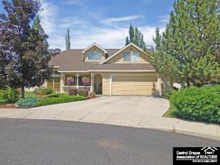 1545 Rimrock Way, Eagle Crest OR  97756-9195 exterior