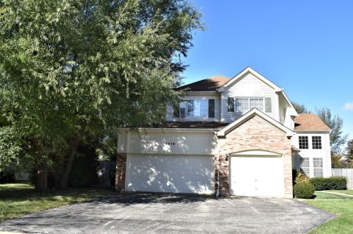 7940 Dada Dr, Gurnee, IL 60031-5179