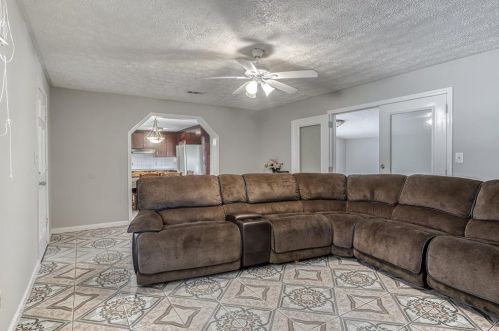 6699 Baker Dr, Lithia Springs, GA 30122-1802
