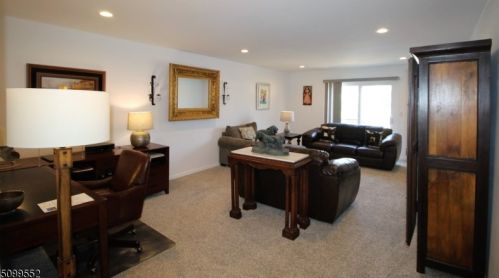 6316 Belmont Dr, Hackettstown, NJ 07840-1647
