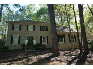727 Saybrook Cir, Lilburn, GA 30047-2663