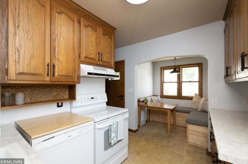 1391 Alaska Ave, Saint Paul MN  55116-2339 exterior