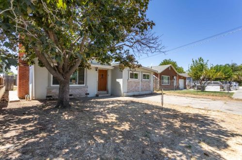 26947 Plainfield St, Esparto, CA 95627-2181