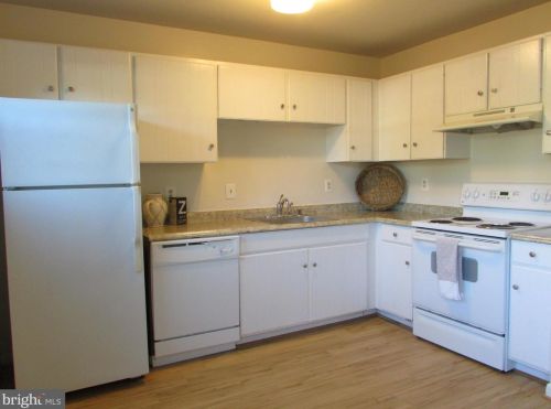 332 Benfield Rd, Severna Park MD  21146-2730 exterior