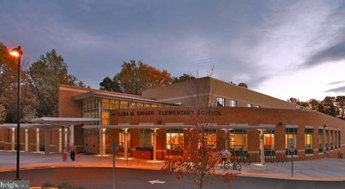 2555 Holman Ave, Silver Spring MD 20910-1143 exterior