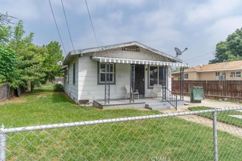 1356 8th St, San Bernardino, CA 92411-2645