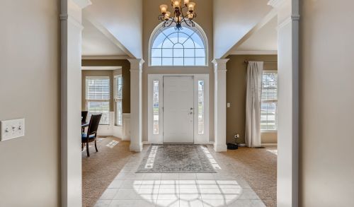 3512 Carlisle Ln, Carpentersville, IL 60110-3468