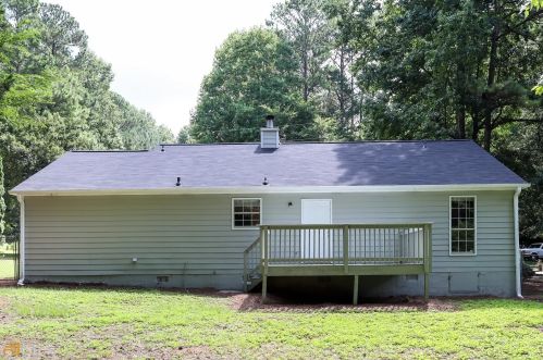 105 Woodridge Dr, Stockbridge GA  30281-1704 exterior