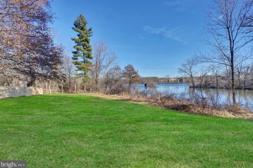 47 Lower Harrison St, Princeton NJ  08540-5709 exterior