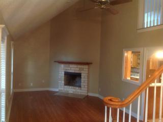 2100 Brentwood Dr, Carrollton TX  75006-1832 exterior