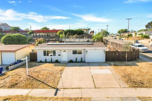 195 Oxford St, Chula Vista CA  91911-3530 exterior