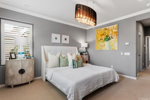 129 Pathway, Irvine CA  92618-8846 exterior