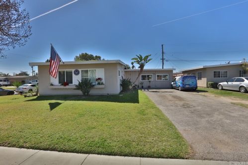 9738 Myron St, Pico Rivera, CA 90660-4719