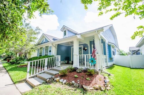1616 Jasmine Trl, Aubrey, TX 76227-7717