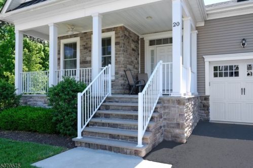 20 Portland Dr, Montgomery, NJ 08558-2432