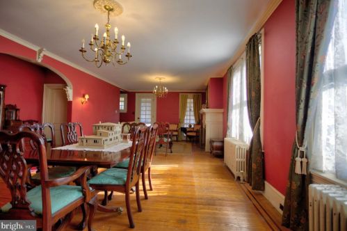 310 Warwick Rd, Haddonfield NJ 08033-3828 exterior